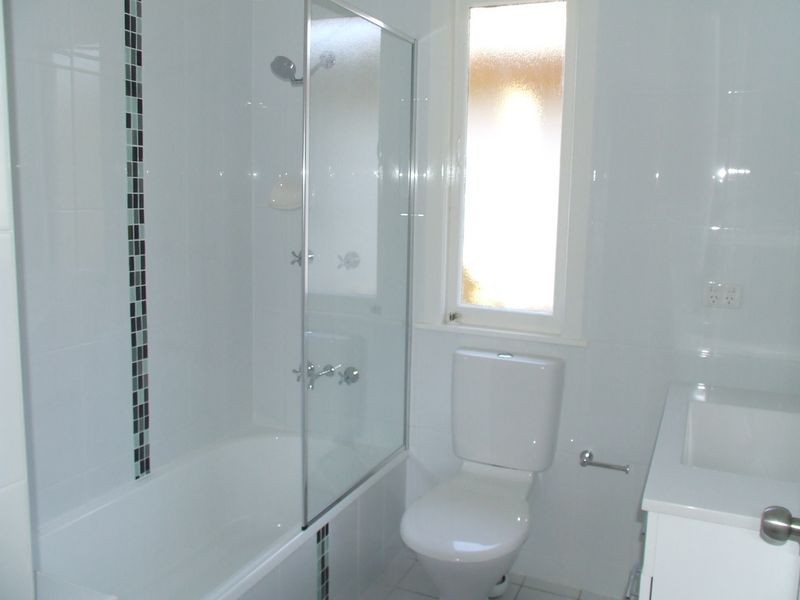 24 Darnley Street, Rocklea QLD 4106