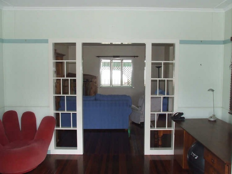 67 Sunshine Avenue, Tarragindi QLD 4121