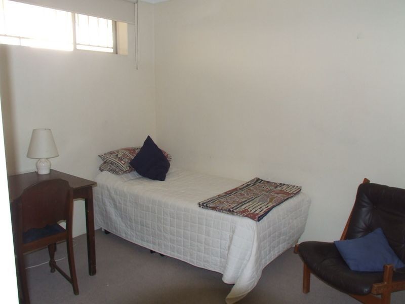 3/8 Cook Street, Yeronga QLD 4104