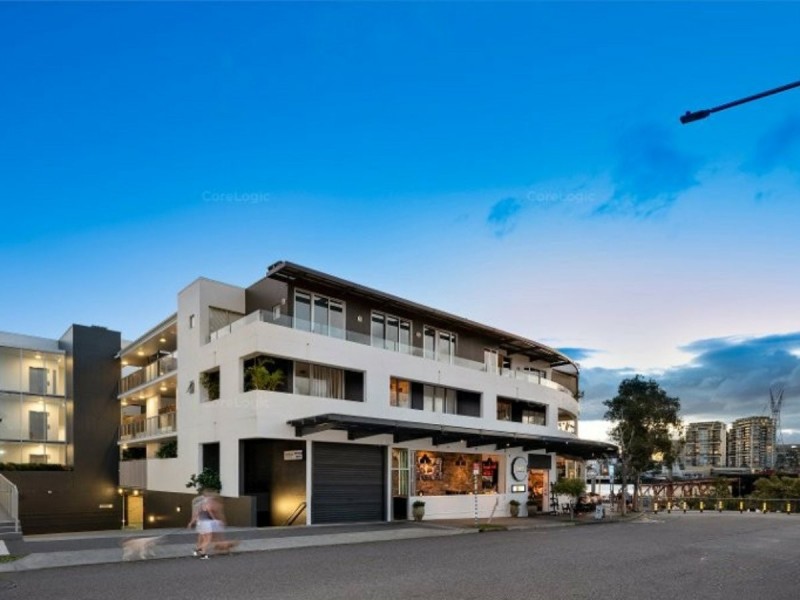 98 Lytton Road, Bulimba QLD 4171