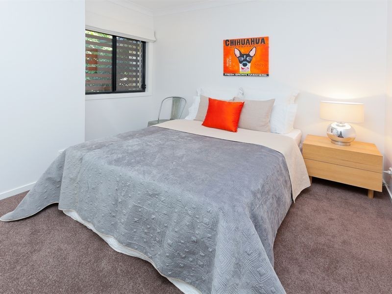 4/12 Simon Street, Yeronga QLD 4104