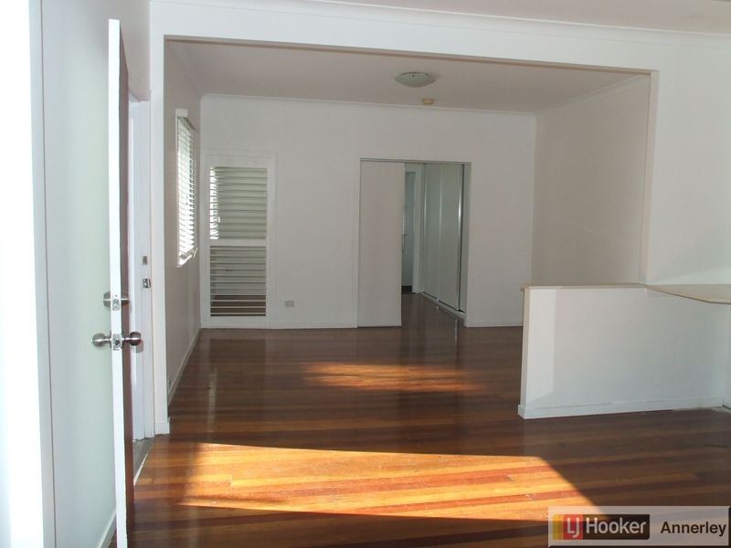 5a Kingsley Parade, Yeronga QLD 4104