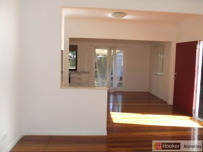 5a Kingsley Parade, Yeronga QLD 4104