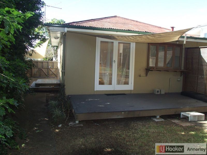 5a Kingsley Parade, Yeronga QLD 4104