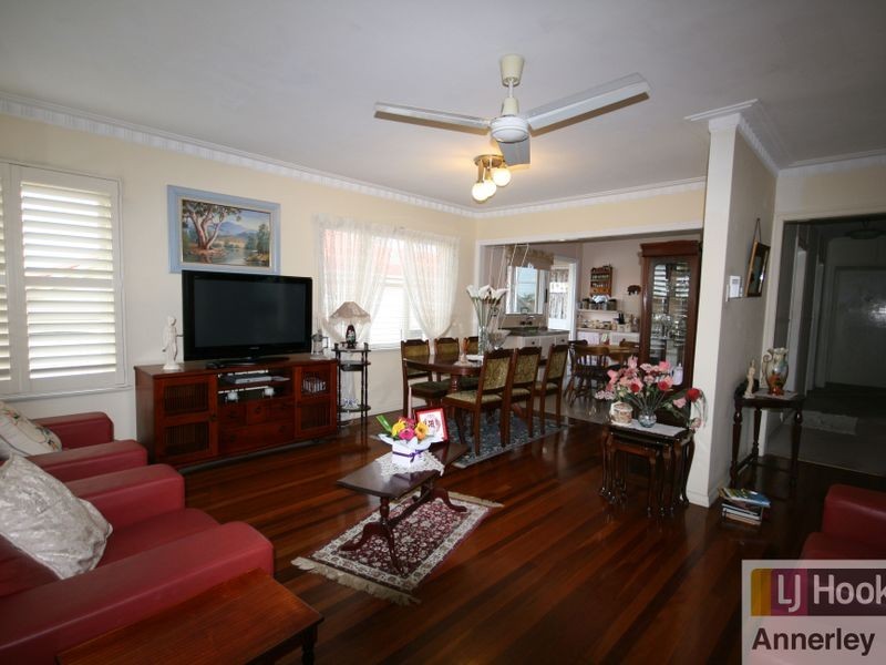 56 Ellesmere Street, Yeronga QLD 4104
