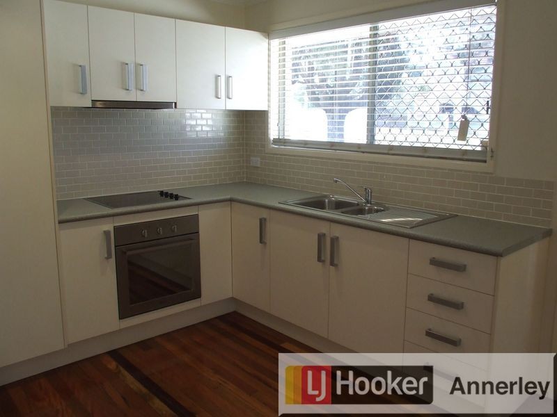 1/7 Woodville Place, Annerley QLD 4103