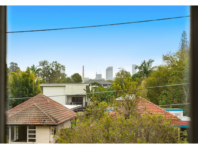 10 Allamanda Street, Fairfield QLD 4103