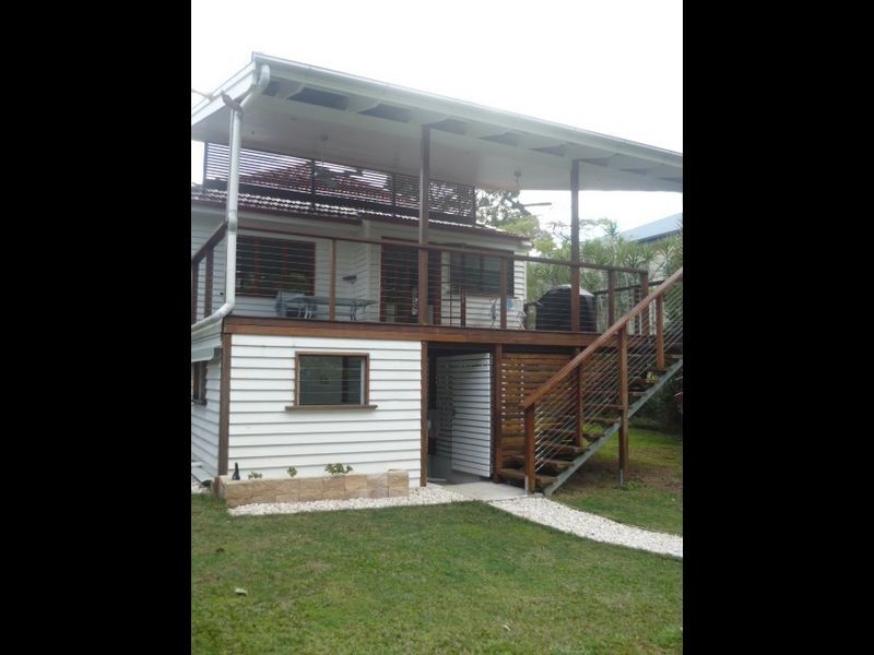 9 Barr Street, Tarragindi QLD 4121