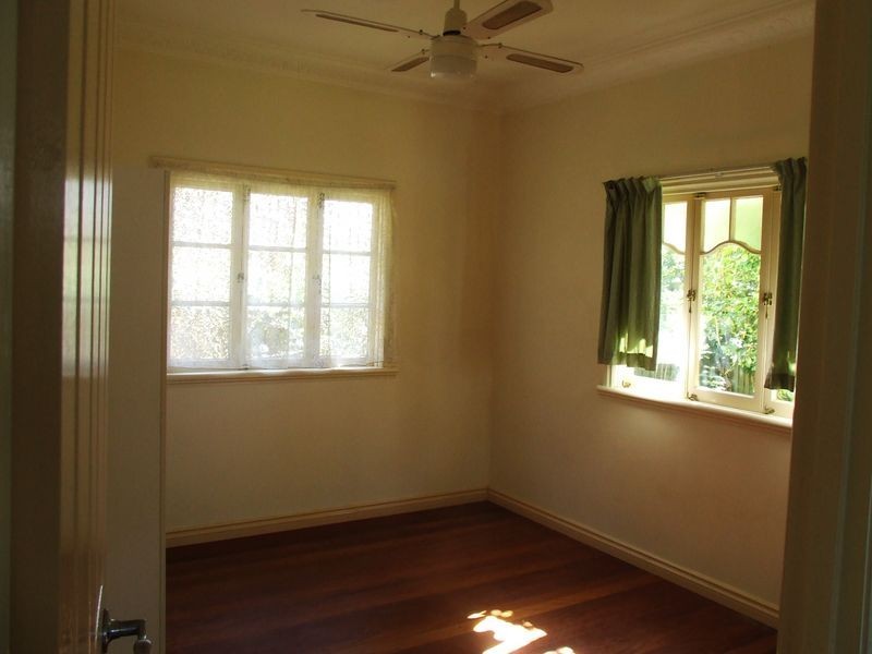 53 Dudley Street, Annerley QLD 4103