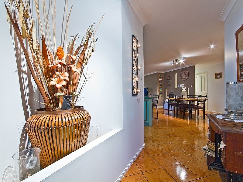 31 Delacroix Place, Mackenzie QLD 4156