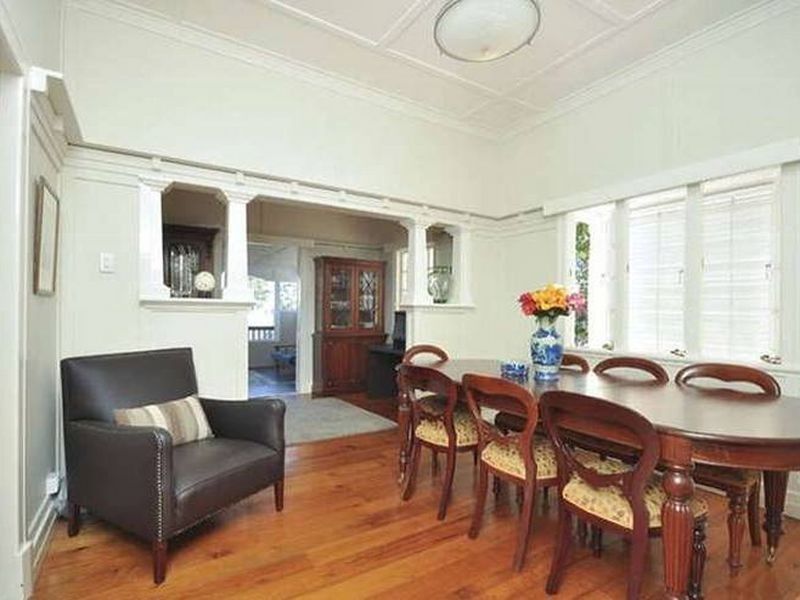 50 Livingstone Street, Yeerongpilly QLD 4105