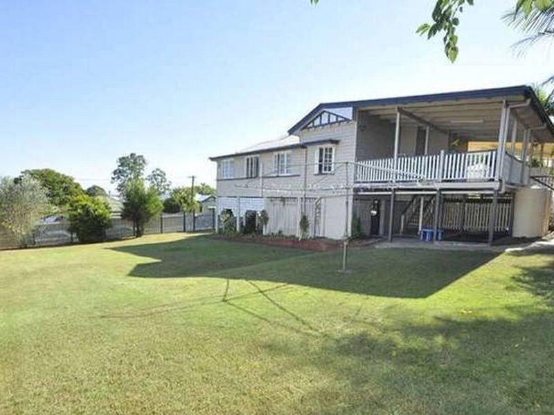 50 Livingstone Street, Yeerongpilly QLD 4105