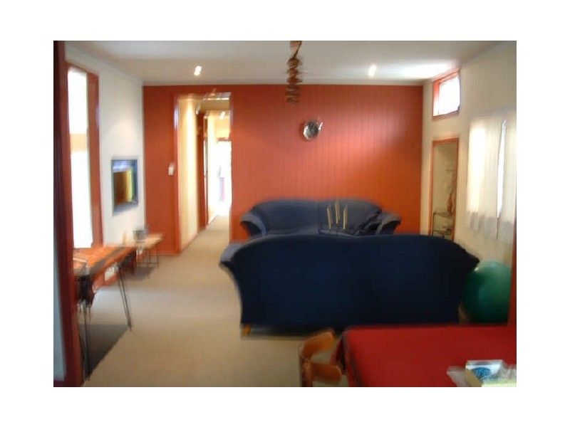 21 Frederick Street, Annerley QLD 4103