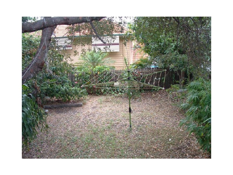 21 Frederick Street, Annerley QLD 4103