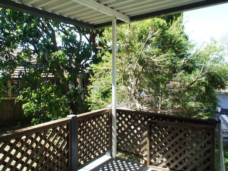 30 Chester Road, Annerley QLD 4103