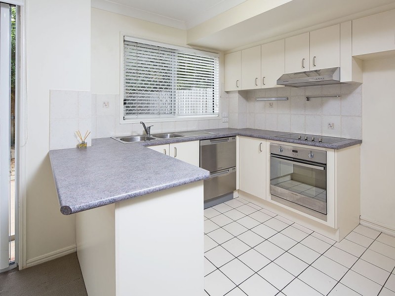 1/37 Querrin Street, Yeronga QLD 4104