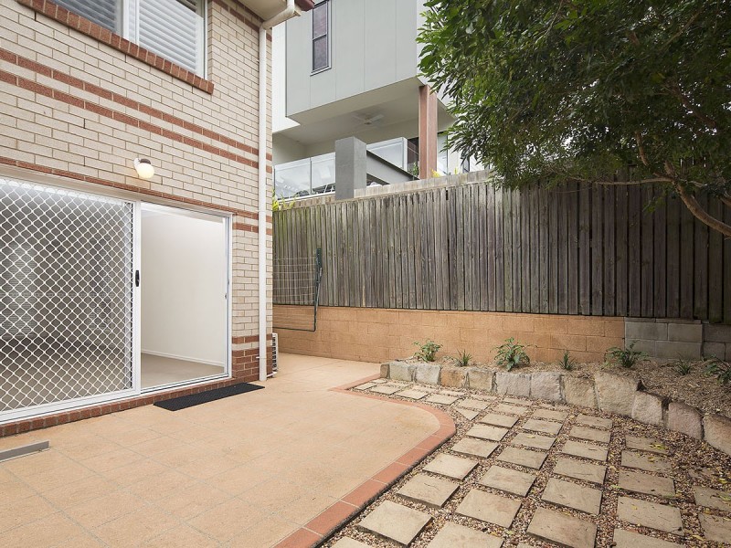 1/37 Querrin Street, Yeronga QLD 4104