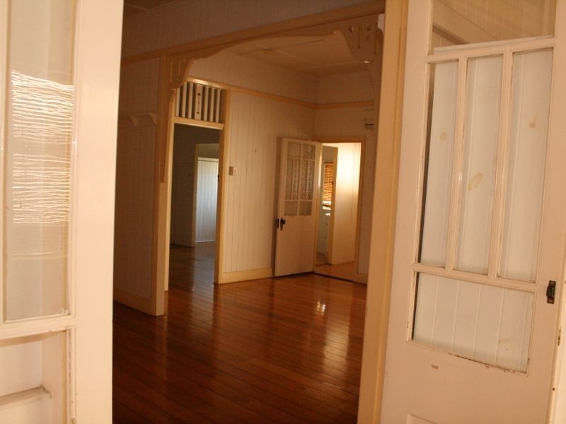 12 Vendale Avenue, Moorooka QLD 4105