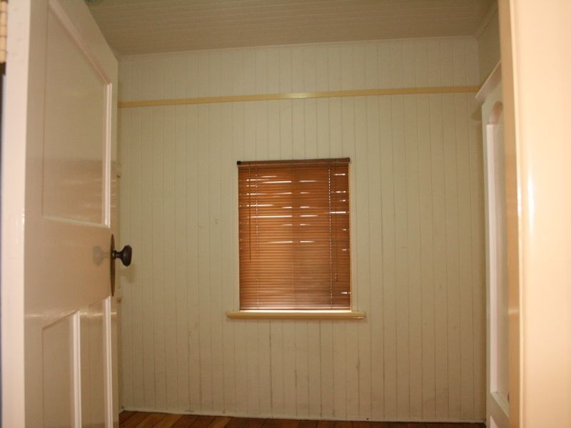 12 Vendale Avenue, Moorooka QLD 4105