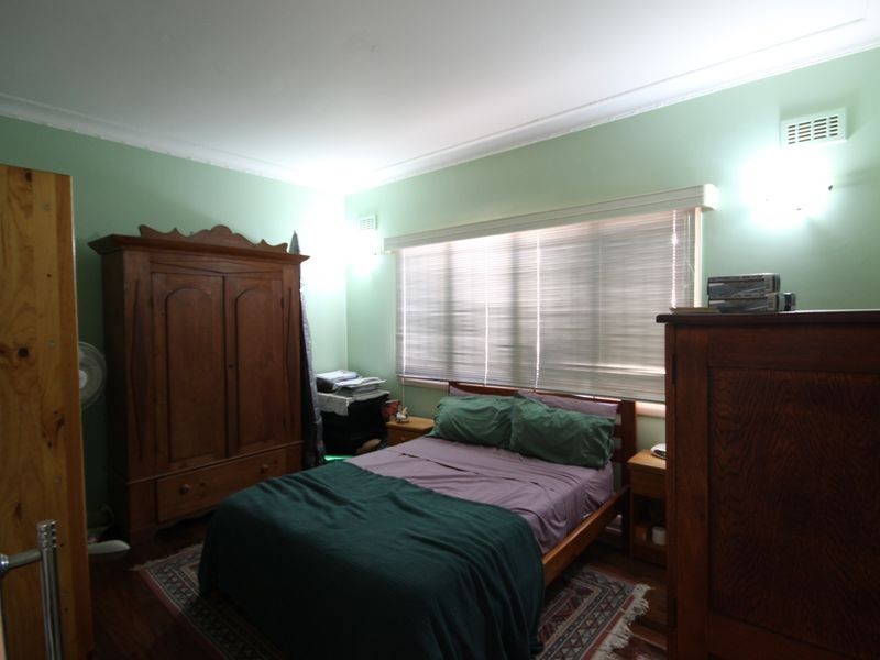 213 Hyde Road, Yeronga QLD 4104