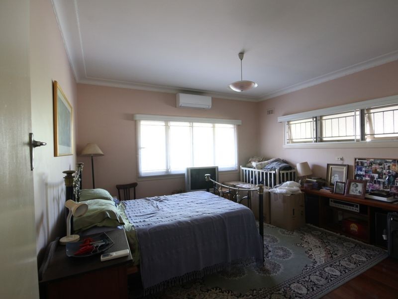 213 Hyde Road, Yeronga QLD 4104