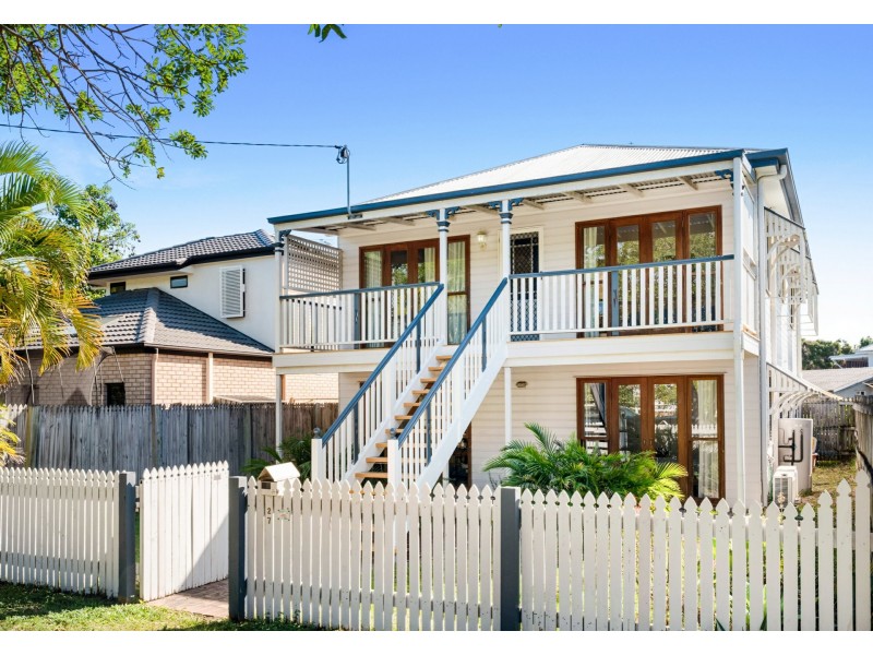 27 Anita Street, Yeronga QLD 4104