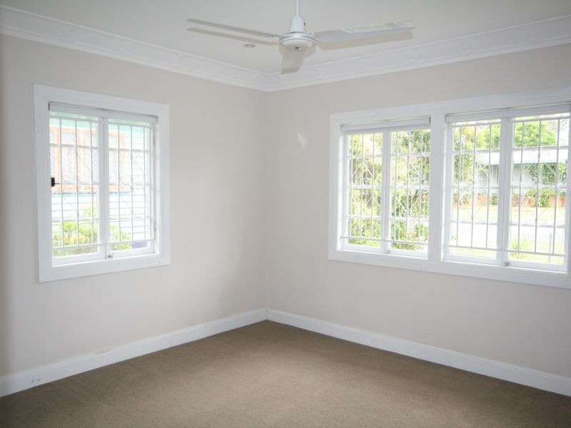 62 Price Street, Oxley QLD 4075