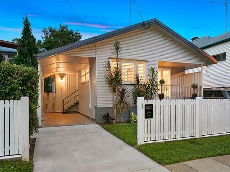 7 Orchard Street, Toowong QLD 4066