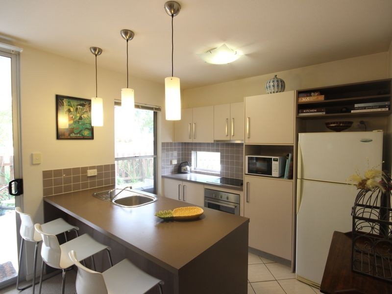 1/60 Aubigny Street, Annerley QLD 4103