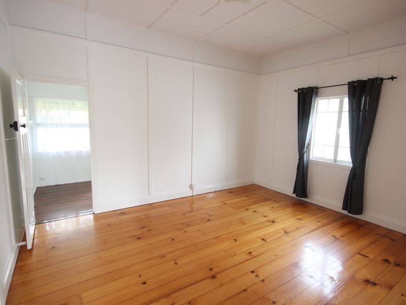 12 Laurier Street, Annerley QLD 4103