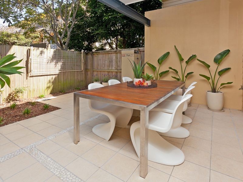 4/12 Simon Street, Yeronga QLD 4104