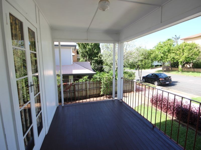 15 Holmes Street, Moorooka QLD 4105