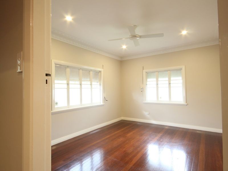 145 Ekibin Road East, Tarragindi QLD 4121