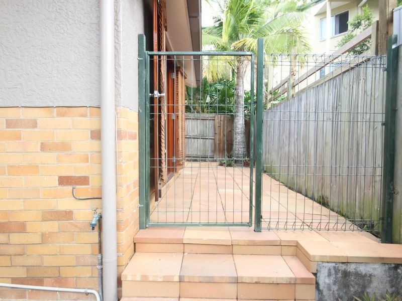 145 Ekibin Road East, Tarragindi QLD 4121