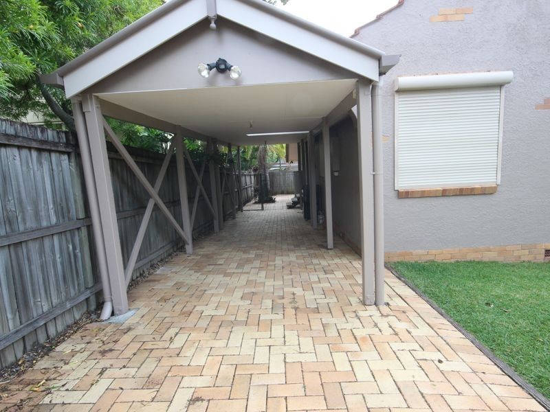 145 Ekibin Road East, Tarragindi QLD 4121