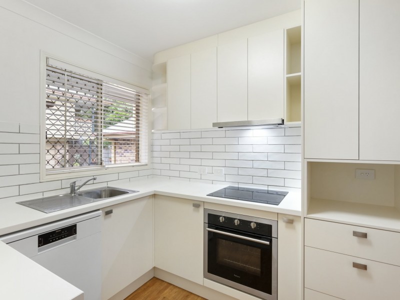 4/102 Chaucer Street, Moorooka QLD 4105
