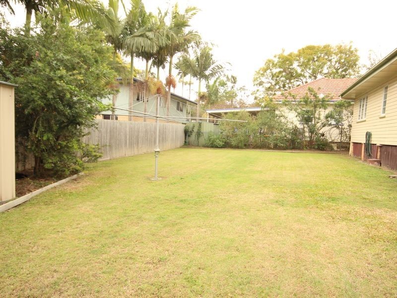 7 Albemarle Street, Yeerongpilly QLD 4105