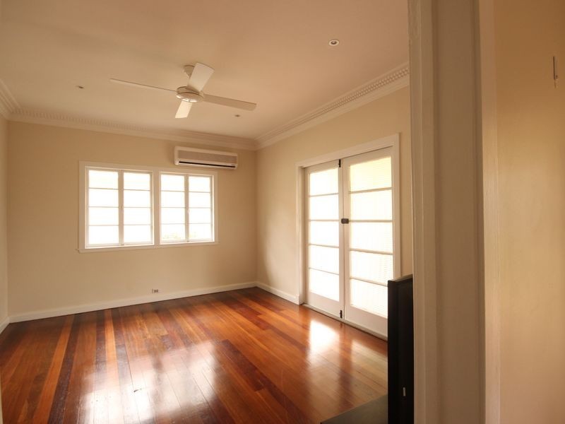 7 Albemarle Street, Yeerongpilly QLD 4105