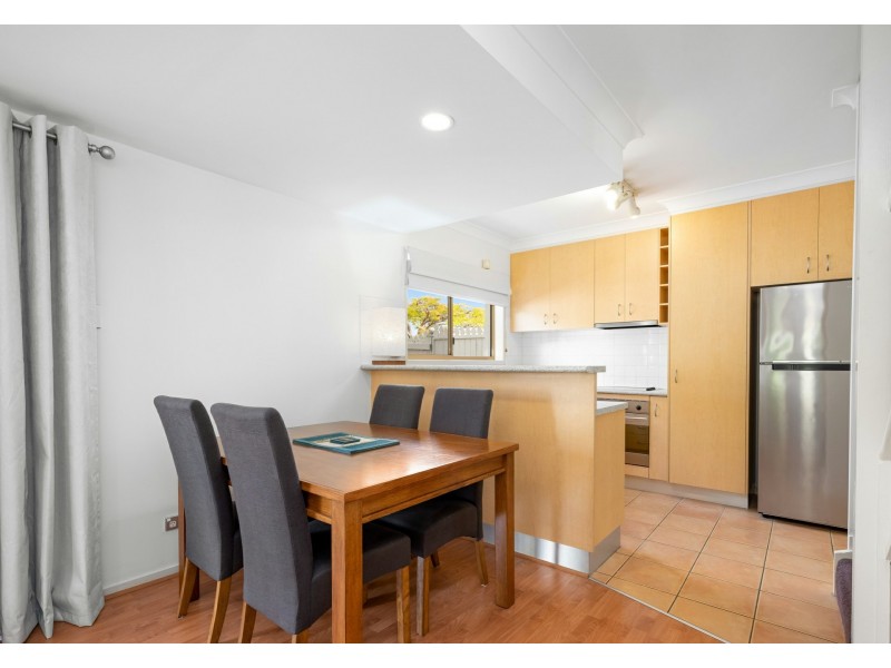 4/21 Simon Street, Yeronga QLD 4104