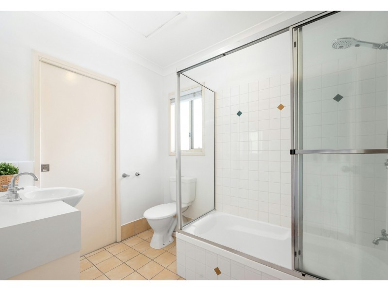 4/21 Simon Street, Yeronga QLD 4104