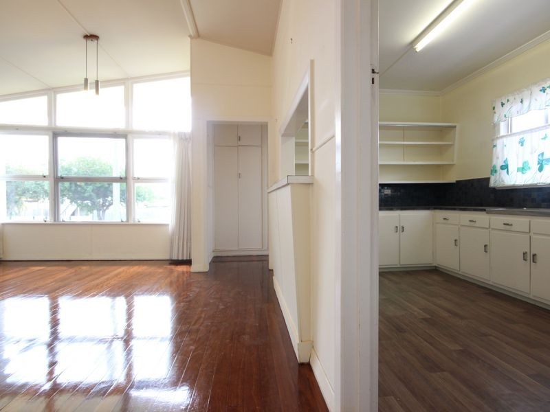 24 Anita Street, Yeronga QLD 4104