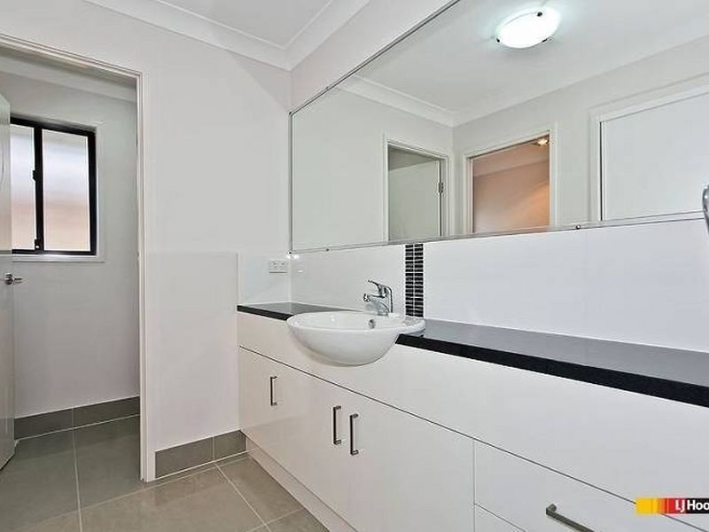 39 Parkgrove Street, Birkdale QLD 4159