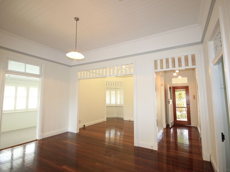 39 Rhyndarra Street, Yeronga QLD 4104