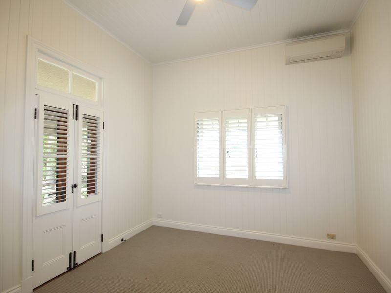 39 Rhyndarra Street, Yeronga QLD 4104