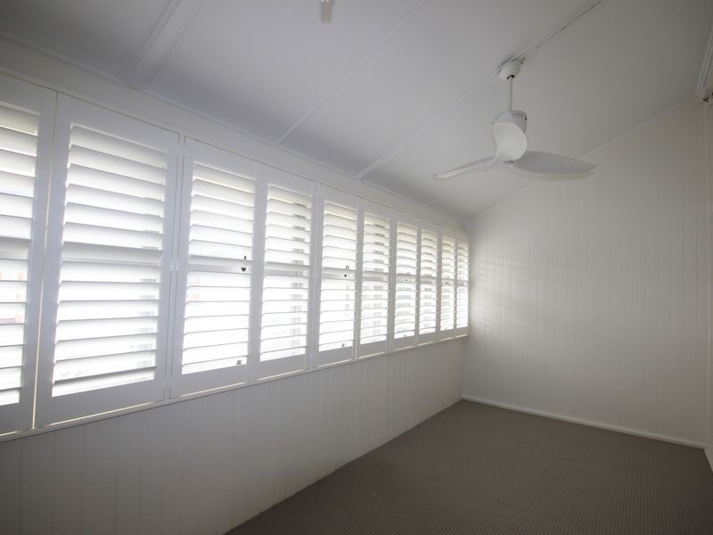 39 Rhyndarra Street, Yeronga QLD 4104