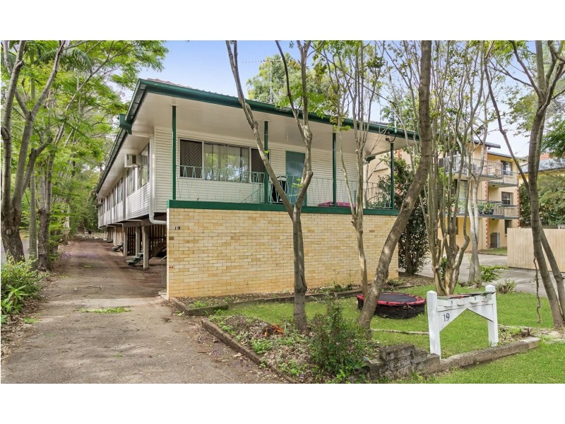 2/19 Waverley Road, Taringa QLD 4068
