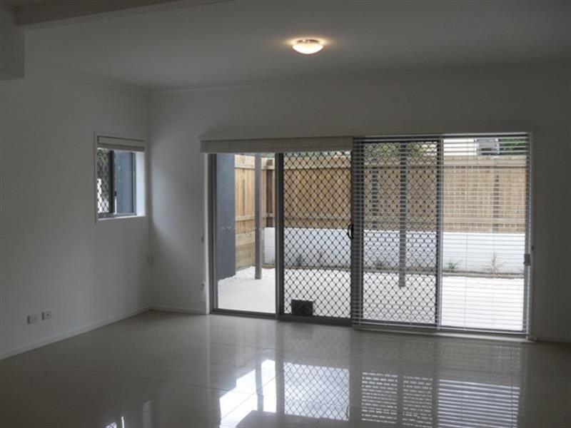 2/43 Bower Street, Annerley QLD 4103