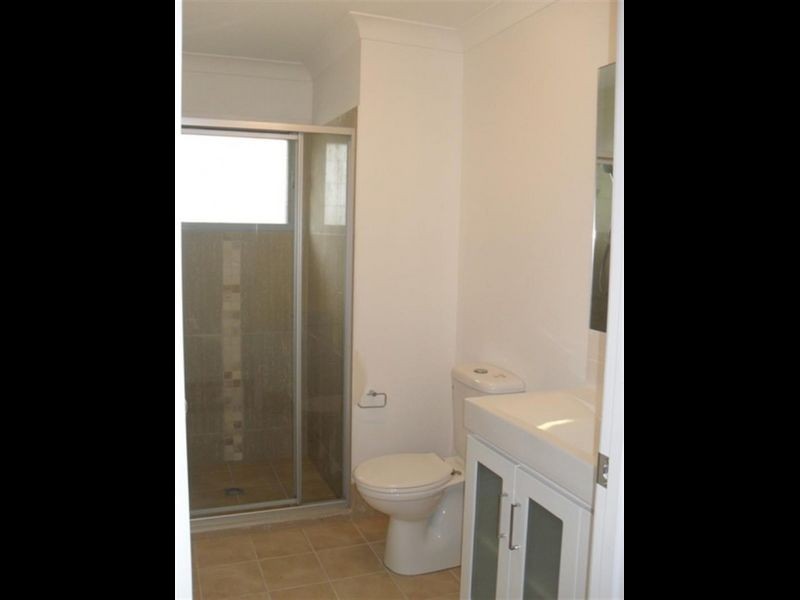 2/43 Bower Street, Annerley QLD 4103