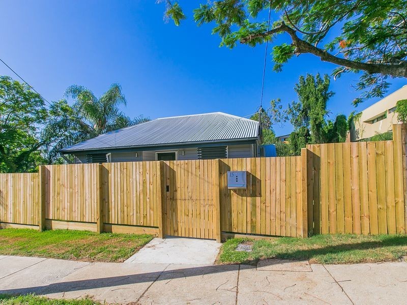 15 Fanny Street, Annerley QLD 4103