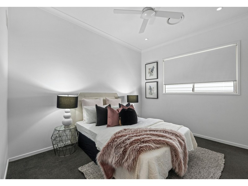 2/68 Lagonda Street, Annerley QLD 4103